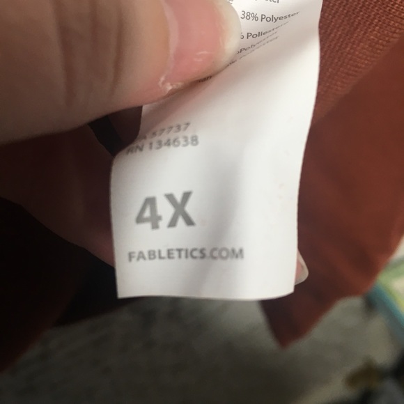 NEW WITH TAGS Fabletics Size 4x Kat Half Zip Pullover Sweatshirt Java - Picture 6 of 10